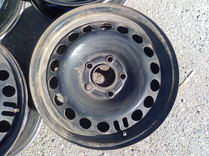 Заводские диски Opel 5x110 R15 (3 фото из 6)