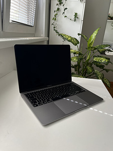 Apple MacBook Air M1 2020, 8GB RAM, Space Gray. Nordic. (4 foto / 6)