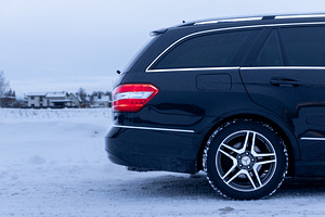 Mercedes-Benz E 220 AVANTGARDE 2010 (4 foto / 8)
