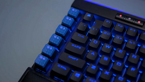 Mänguklaviatuur corsair k95 platinum (2 foto / 3)