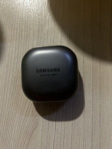 Samsung Galaxy Buds Live (2 фото из 3)