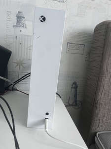 Xbox series s (3 foto / 4)