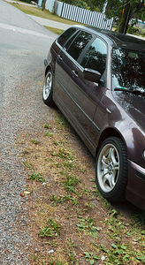 BMW 330XI (5 foto / 7)
