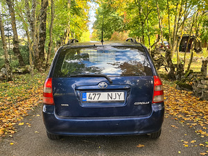 Toyota Corolla 1.4 (5 foto / 11)