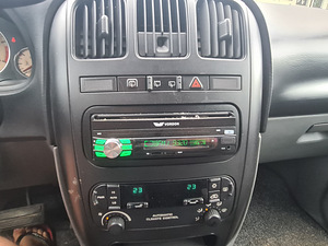 Chrysler Grand Voyager 2.8 ATM (11 foto / 12)