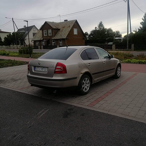 Skoda octavia (2 foto / 6)