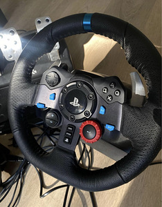 Logitech G29 + переключатель (2 фото из 3)