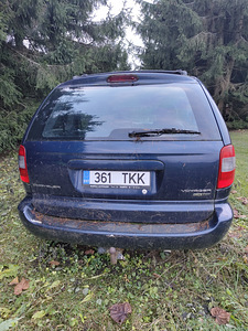 Chrysler Voyager 2.5 LX CRD 105KW (4 foto / 7)