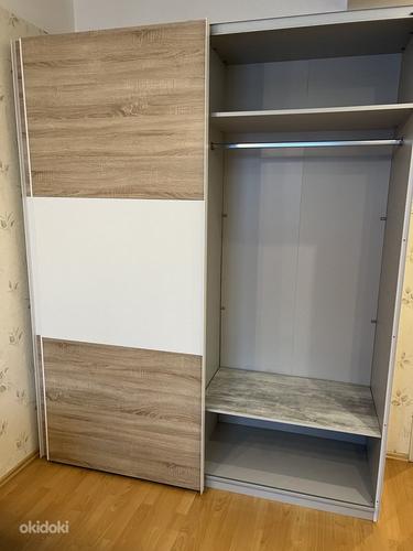 Шкаф практически новый, с доставкой и сборкой (фото #2)