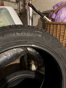 Шины Michelin X-ice XI3 Snow 235/50/18 (2 фото из 3)