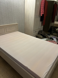 Kasepuidust mööblikomplekt (6 foto / 7)