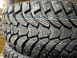 205 55 R16 Antares Tires (1 foto / 5)
