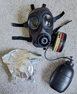 AVON FM12 gaasimask + kasutatud filter + joogipudel + pakend (2 foto / 3)