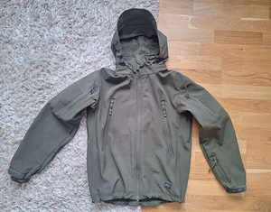 Helikon Gunfighter Softshell куртка (оливковый) (размер S (1 фото из 3)