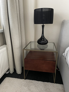 2 modernset mangopuit öökappi Viljandis (2 foto / 6)