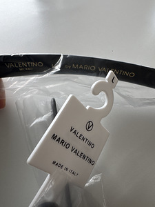Valentino nahast ja vasest rihm / uus ja autentne (4 foto / 8)