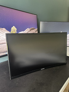Monitor 24'' (3 foto / 6)