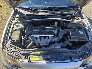 Volvo S60 (8 фото из 12)