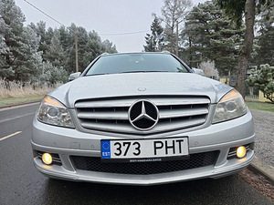 Mercedes-Benz C200cdi (2 foto / 9)