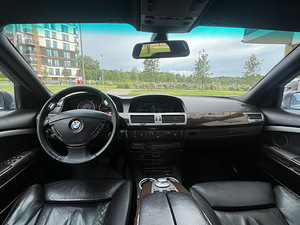 BMW 730d (6 foto / 11)