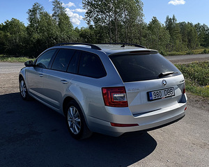 Skoda Octavia 1.6 81kw (4 foto / 9)