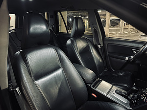 Volvo xc90 2010 (11 фото из 14)