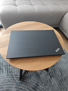 Lenovo Thinkpad T15 Gen 2 (2 foto / 2)