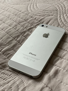 iPhone 5 16GB (5 foto / 5)