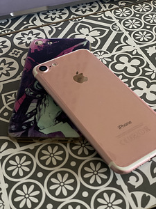 iPhone 7 256 ГБ (2 фото из 3)