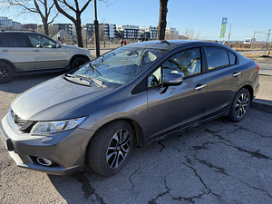 Продается: Honda Civic (3 фото из 15)