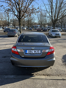 Продается: Honda Civic (5 фото из 15)
