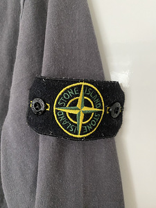Stone island crewneck (1 foto / 3)