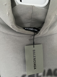 Balenciaga hoodie (2 foto / 4)