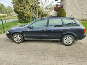 Audi A4 1.8 92kw (3 foto / 7)
