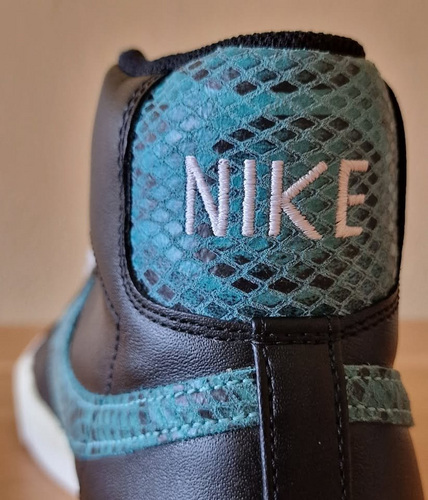 Nike Blazer Mid