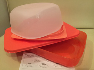 Tupperware сырница и коробка (3 фото из 3)