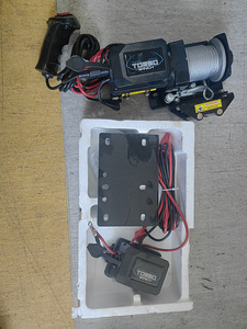 Лебедка Torso, электрическая лебедка 12V! НОВАЯ (2 фото из 2)