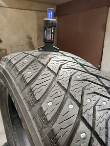 Yokohama R18 225-60 7mm (4 foto / 5)