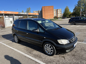 Opel zafira 2.2 92kw (1 foto / 7)