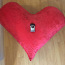 Südamekujuline padi / Красная подушка в форме сердца (фото #2)