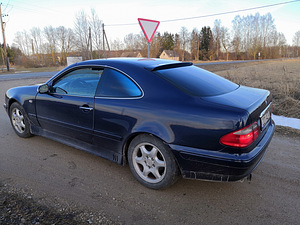 Mercedes-benz CLK 230 kompressor (3 foto / 6)