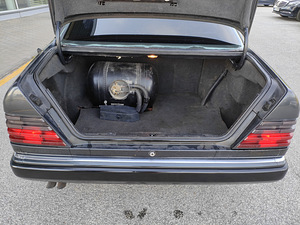 Mercedes-Benz 320 CE (14 foto / 15)