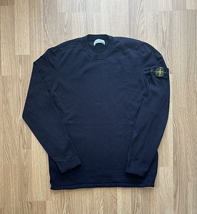 Stone Island (1 фото из 2)