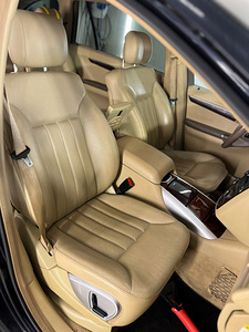 Mercedes R320 long (8 foto / 8)