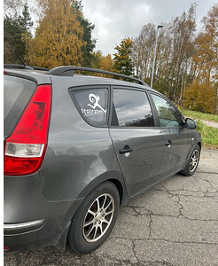 Hyundai i30 CW 1.6 66 kW (6 foto / 6)