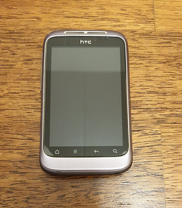 Telefon HTC Wildfire S (3 foto / 5)