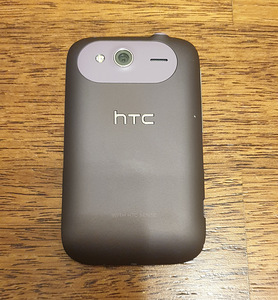 Telefon HTC Wildfire S (4 foto / 5)