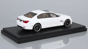 BMW 7-series F01 Tuning Lumma CLR750 1:43 (3 foto / 4)