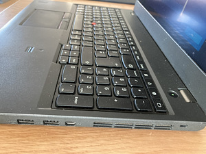 Lenovo W550s — i7-5600U / 16 RAM / 256 SSD / nVidia K620M (3 foto / 3)