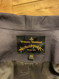VIVIENNE WESTWOOD JACKET (2 foto / 4)